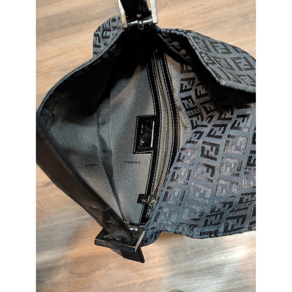 Vintage Fendi Zucca Baguette ShoulderCanvas Baguette Bag Black